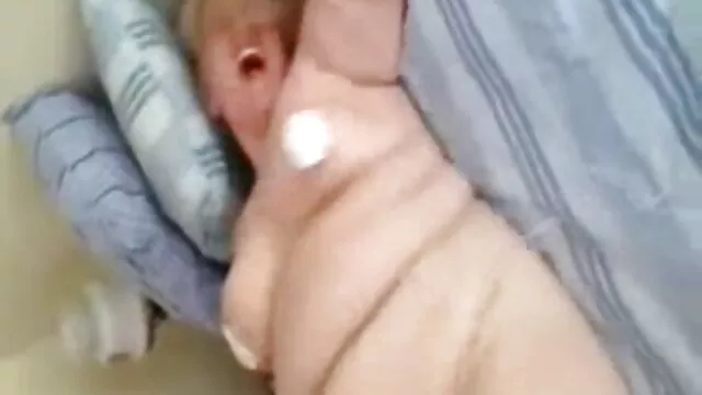 XXX pas d'inscription  Chaude russe xxl vidéo pornographique salope en bas