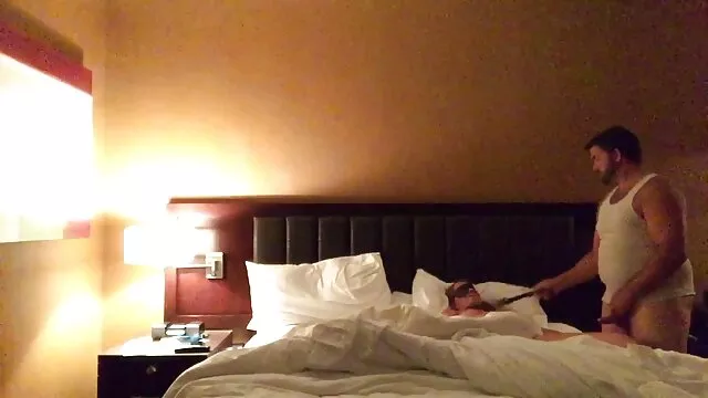 XXX pas d'inscription  Incroyable femme avec de gros faux seins plaît à film porno xxxl gratuit un homme avec la langue rasée et s'ennuie chatte
