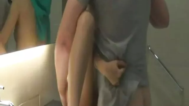 Porno pas d'inscription  Deux video xxl promo gratuit regarder papa baise