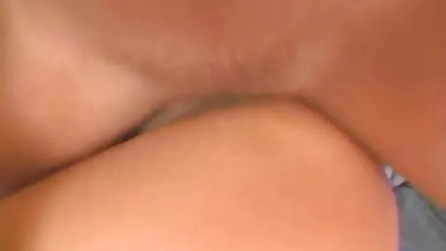 XXX pas d'inscription  Pendant les gémissements forts avec film porno francais xxl des mamelons élevés