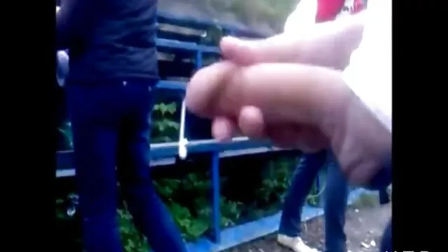 XXX pas d'inscription  La fille a forcé l'homme à envisager video xxxl gratuit de tricher