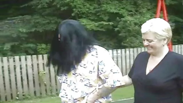 XXX pas d'inscription  Coty a pris la bite xxl gratuit video dans l'anus après un vide jouer