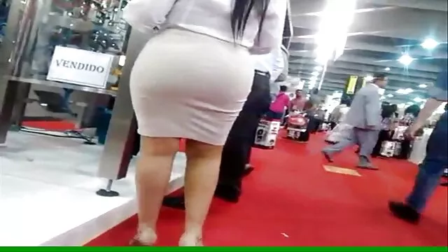 Porno pas d'inscription  Athlétique rousse avec de gros seins avec l'homme video xxl black gratuit baise